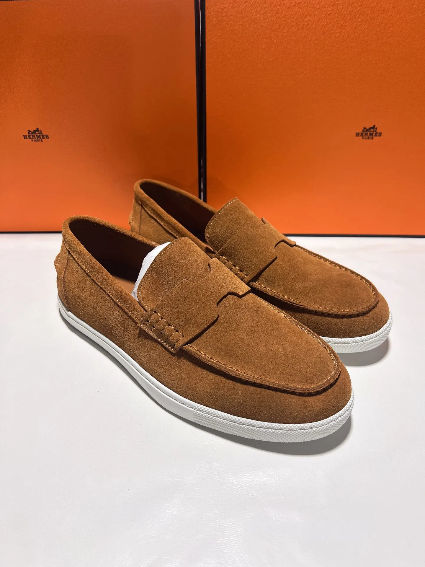 👟👟Ex-factory price 540👟👟 ♥2025 HERMES The latest hot model, the official website is developed simultaneously, original quality Size: Women's size 36/46